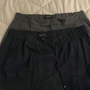 2 pair of Banana Republic pants. Gray and black